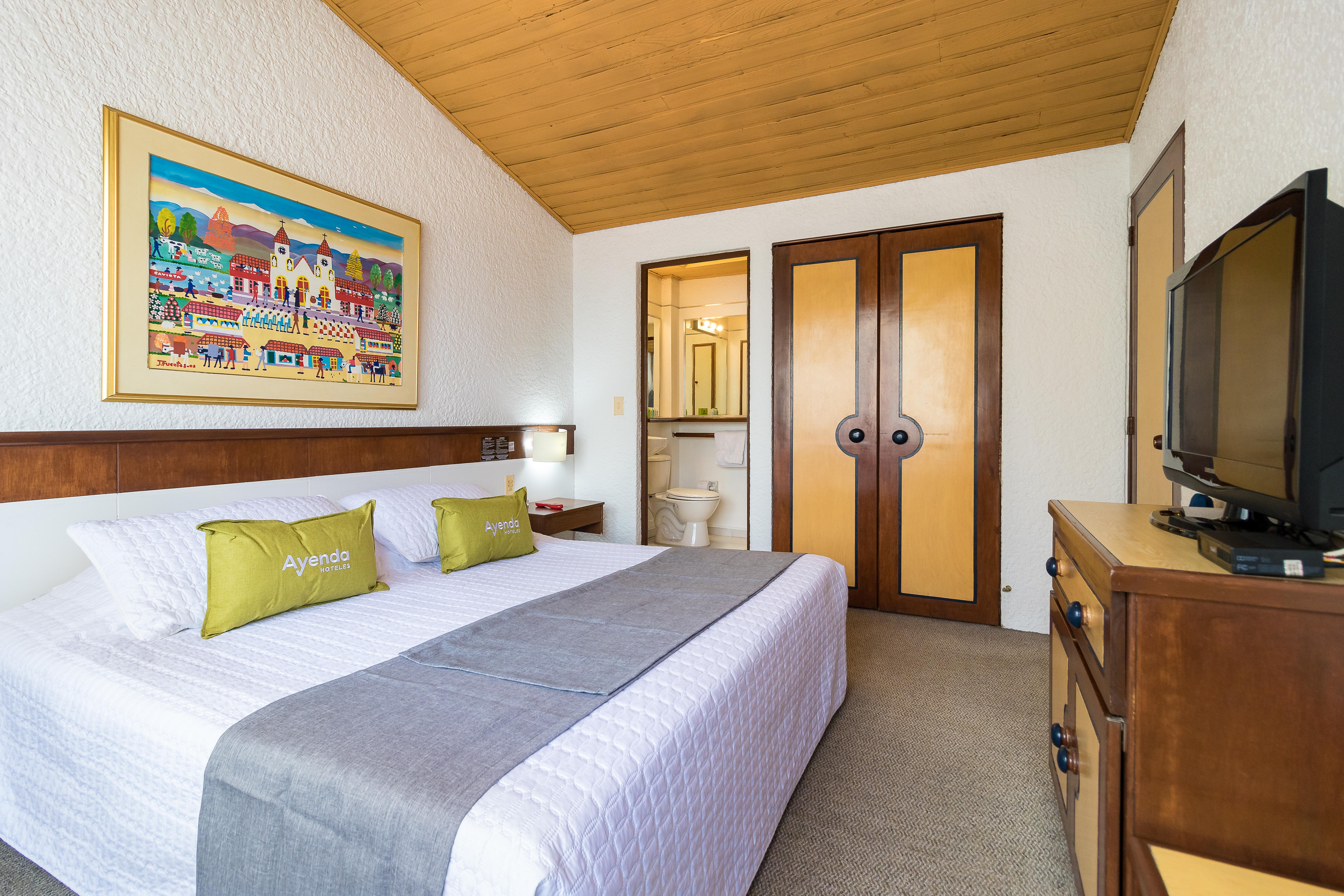 Hotel Suites Real 97 Bogota Bagian luar foto