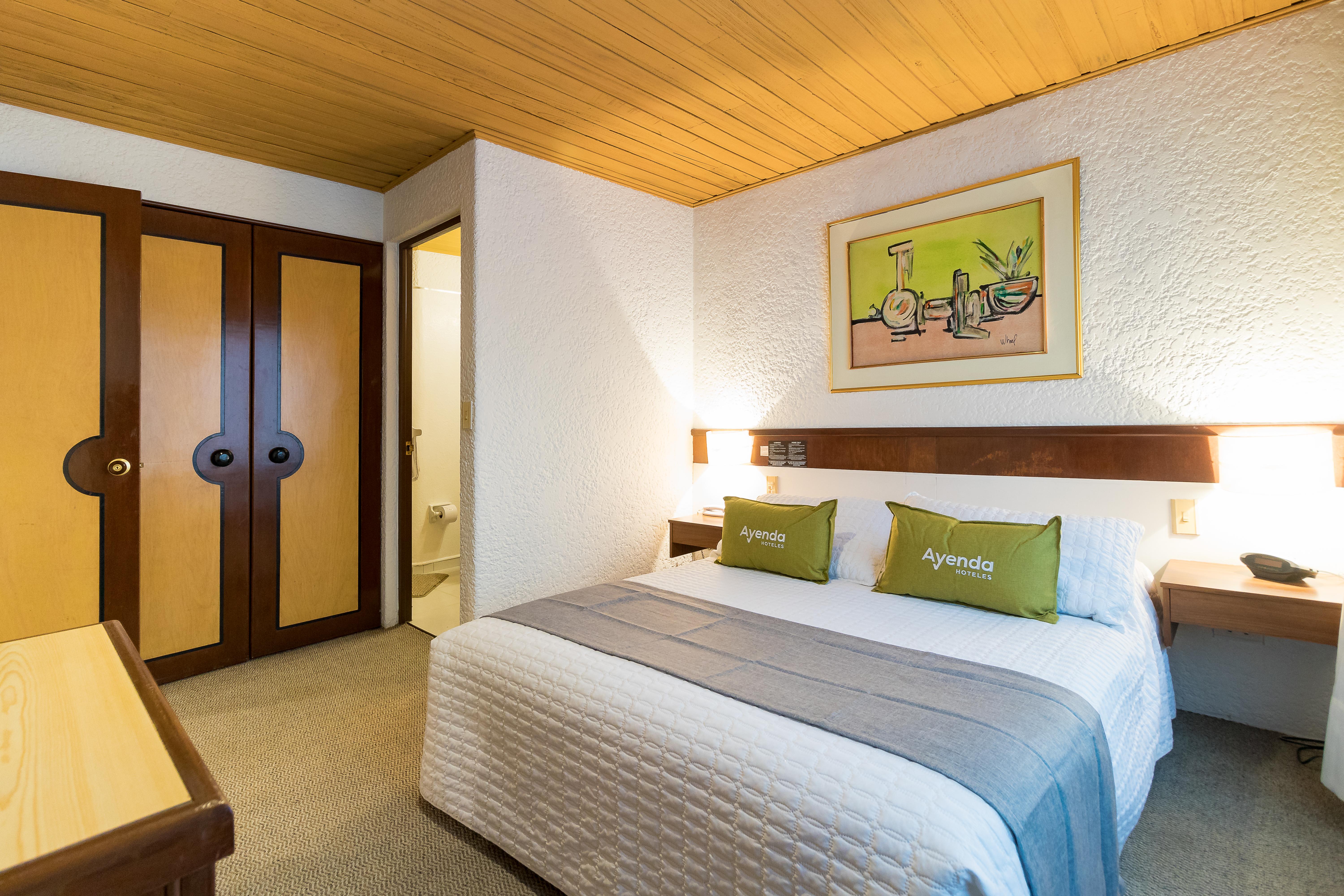Hotel Suites Real 97 Bogota Bagian luar foto