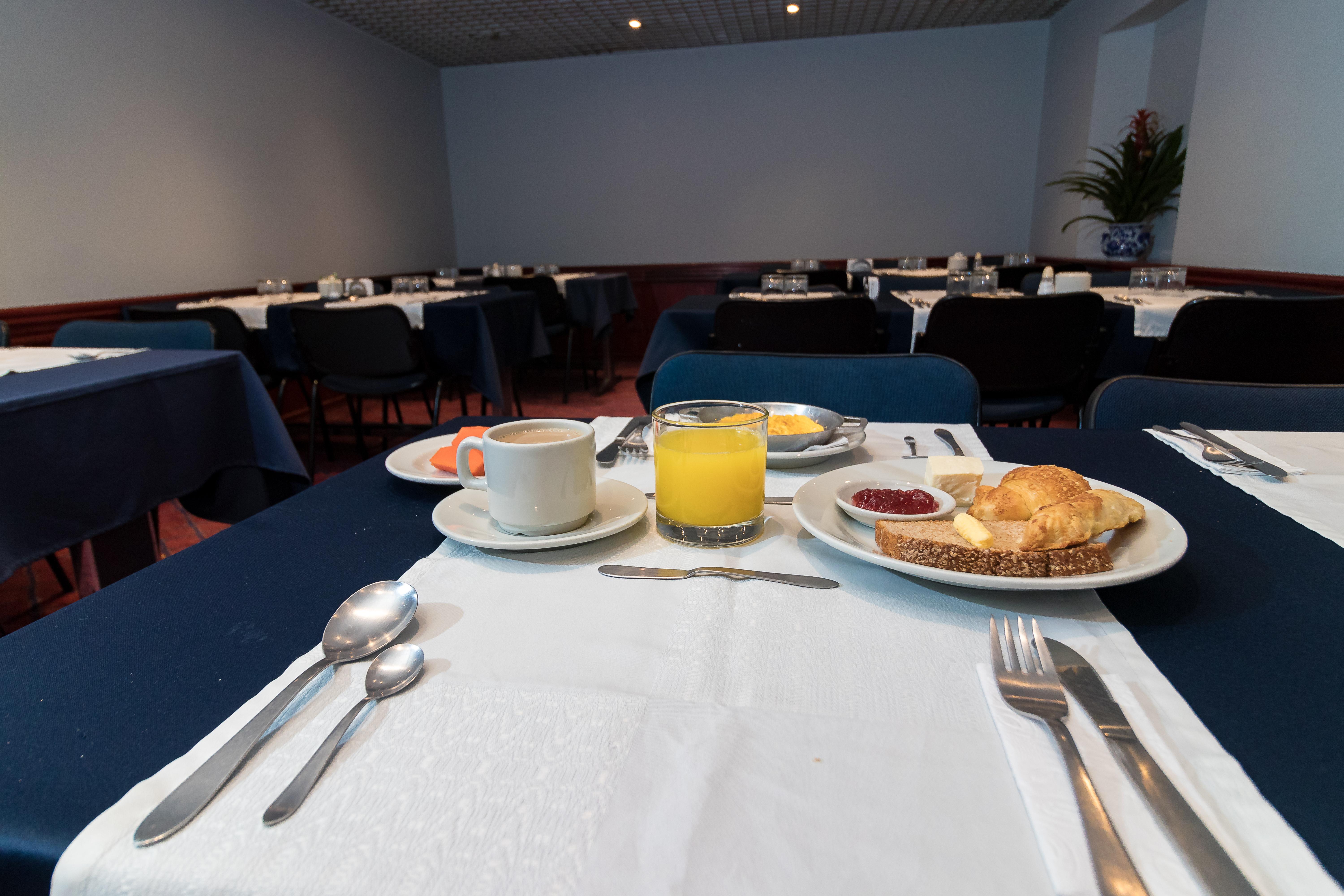 Hotel Suites Real 97 Bogota Bagian luar foto