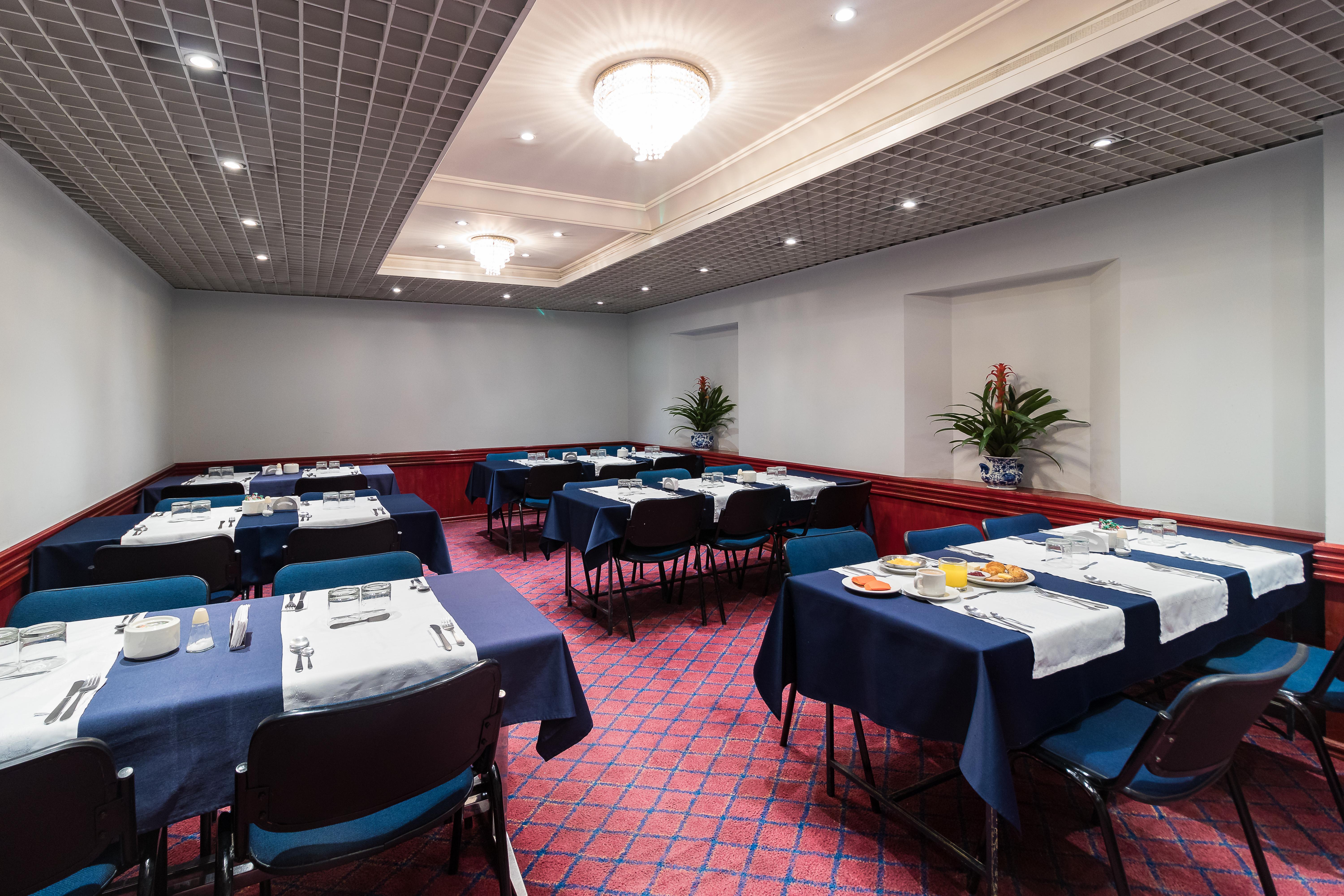 Hotel Suites Real 97 Bogota Bagian luar foto