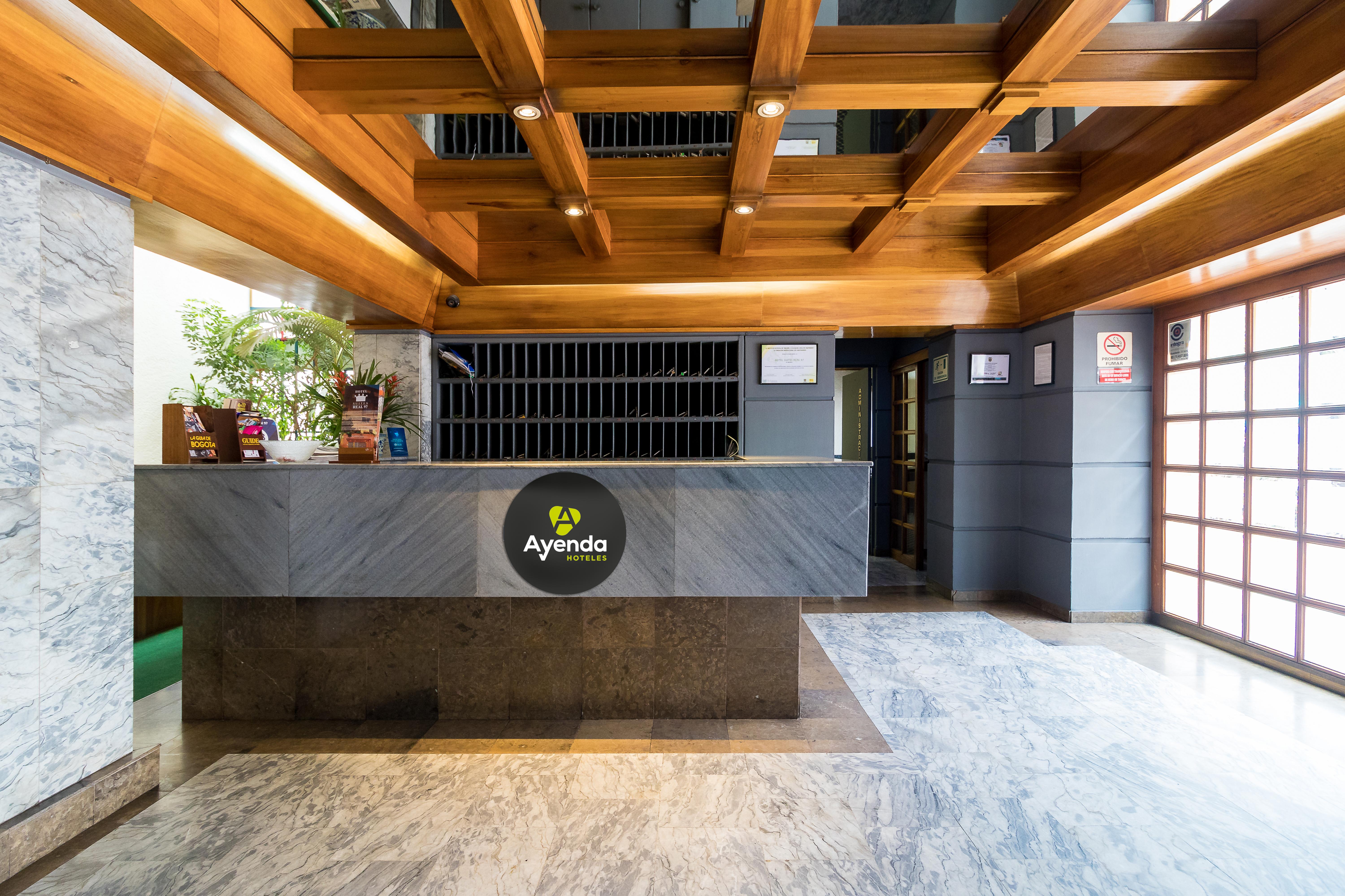 Hotel Suites Real 97 Bogota Bagian luar foto