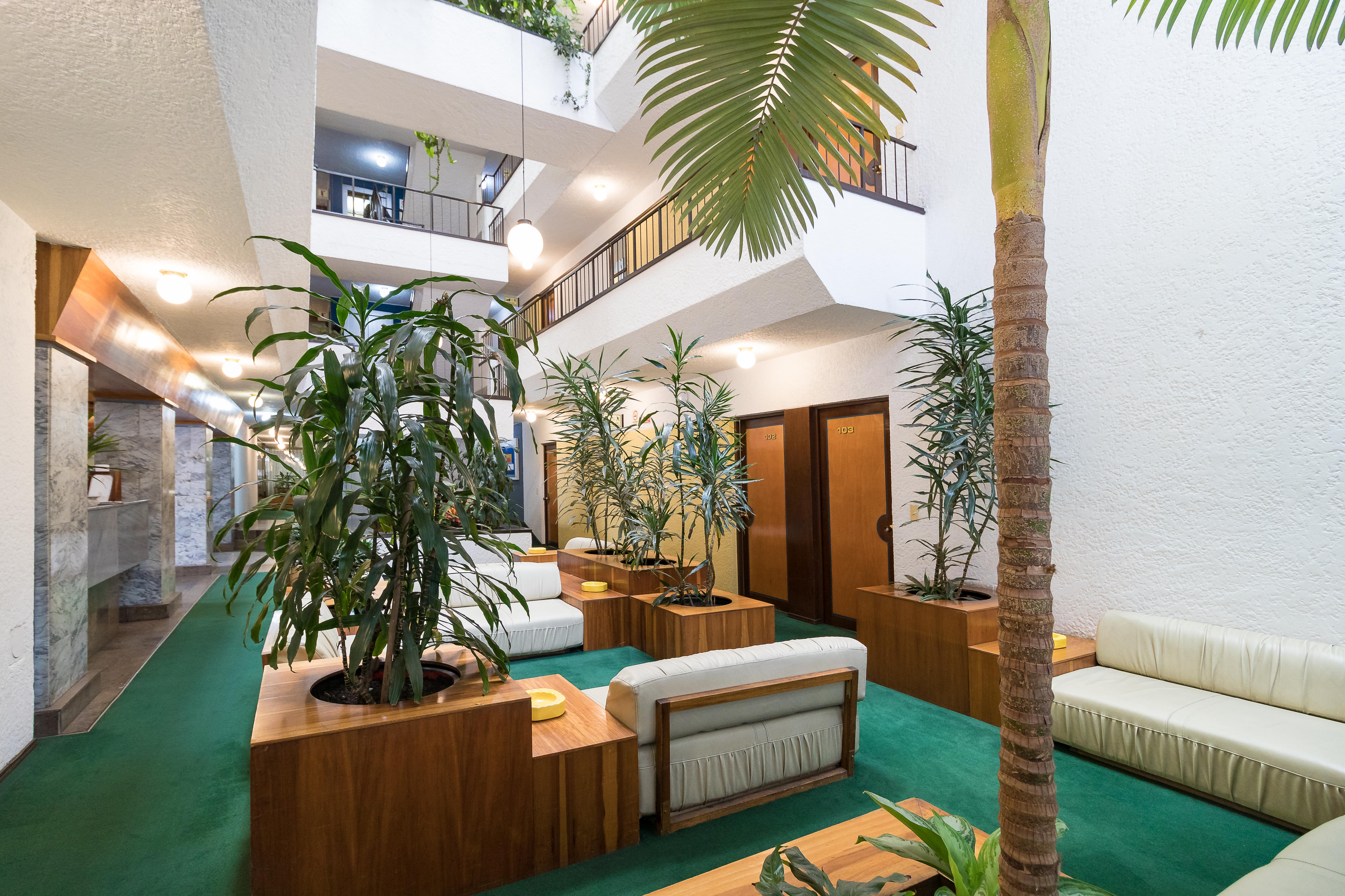 Hotel Suites Real 97 Bogota Bagian luar foto