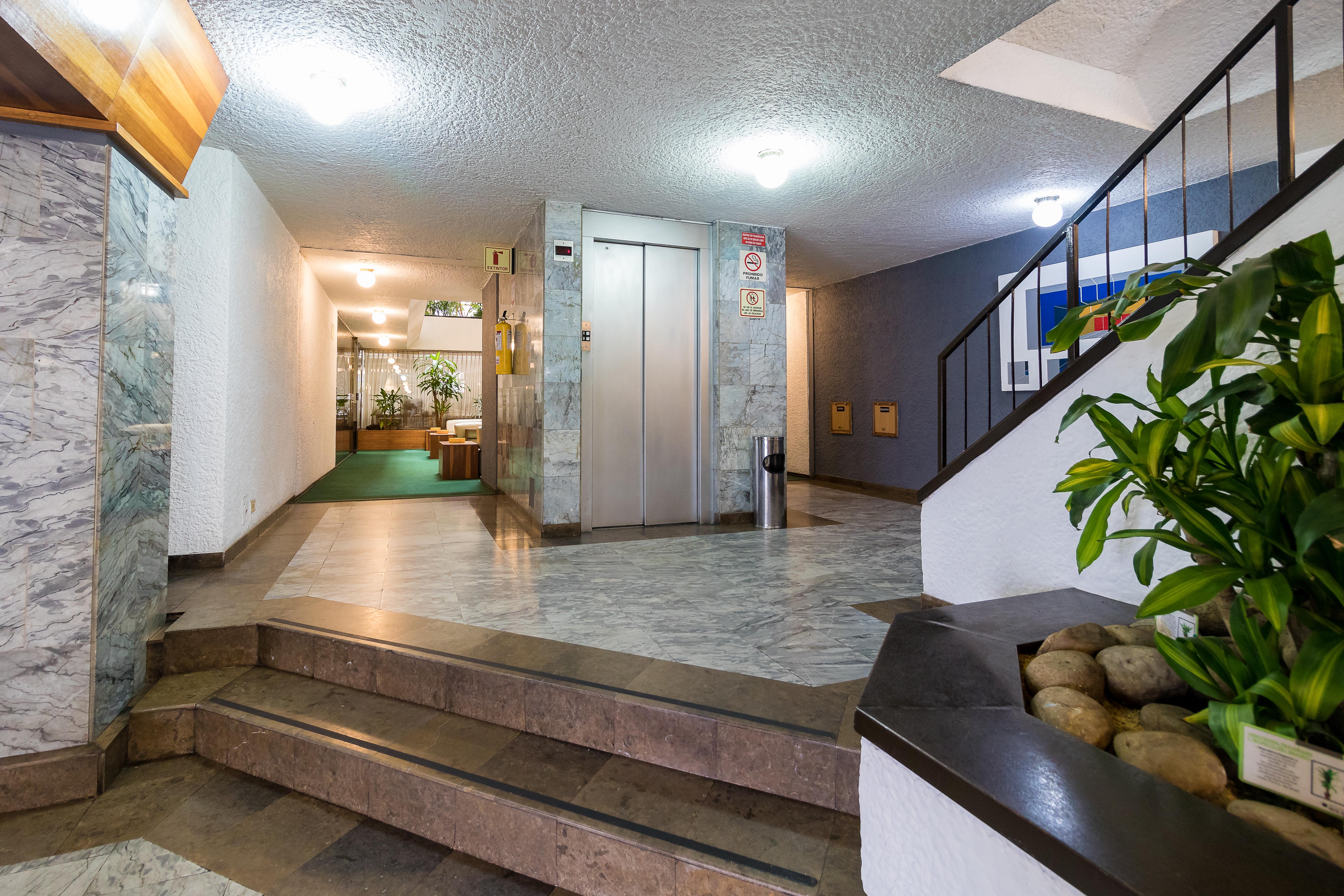 Hotel Suites Real 97 Bogota Bagian luar foto