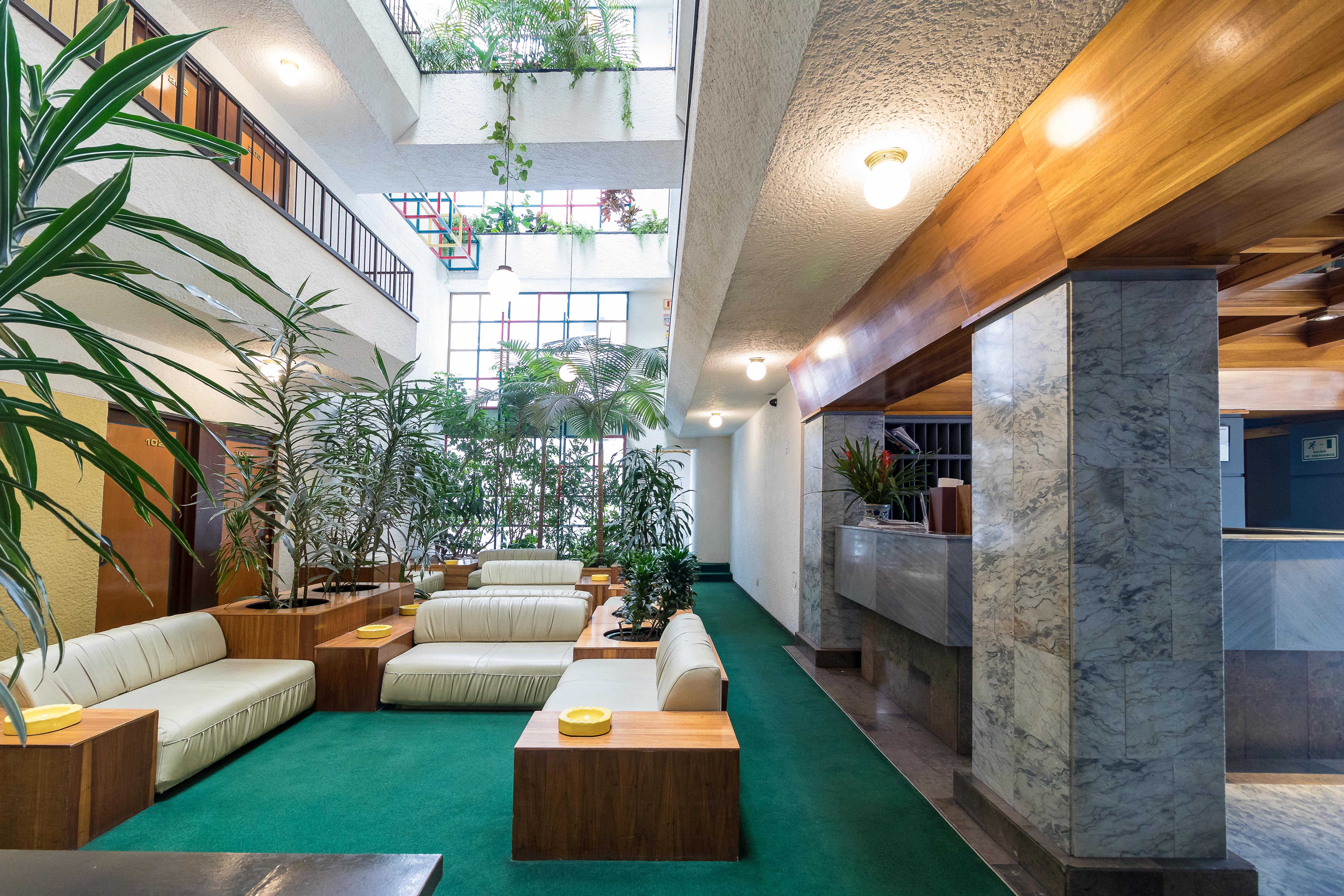 Hotel Suites Real 97 Bogota Bagian luar foto