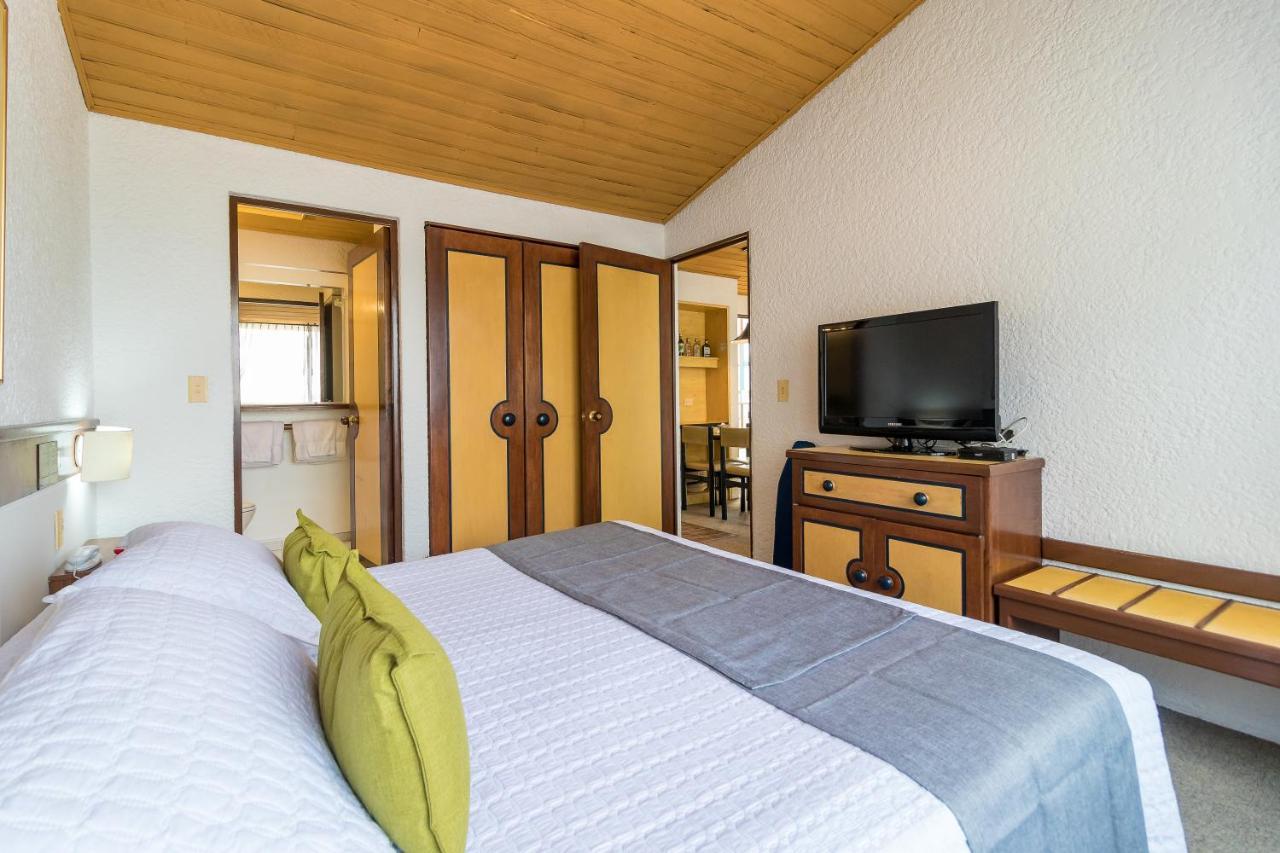 Hotel Suites Real 97 Bogota Bagian luar foto