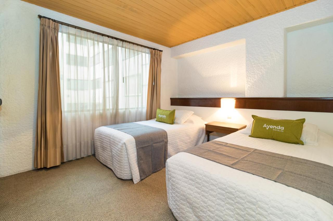 Hotel Suites Real 97 Bogota Bagian luar foto