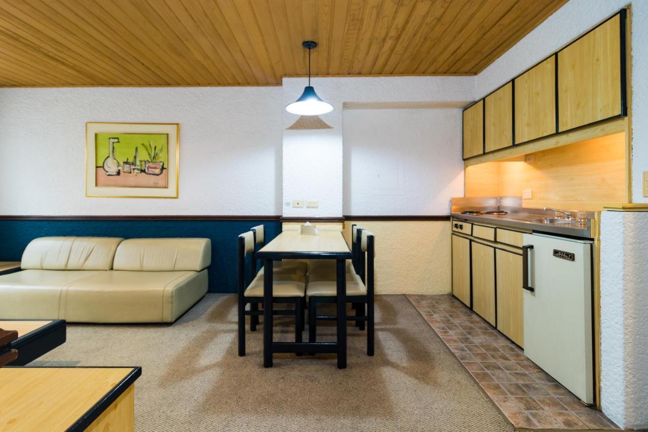 Hotel Suites Real 97 Bogota Bagian luar foto
